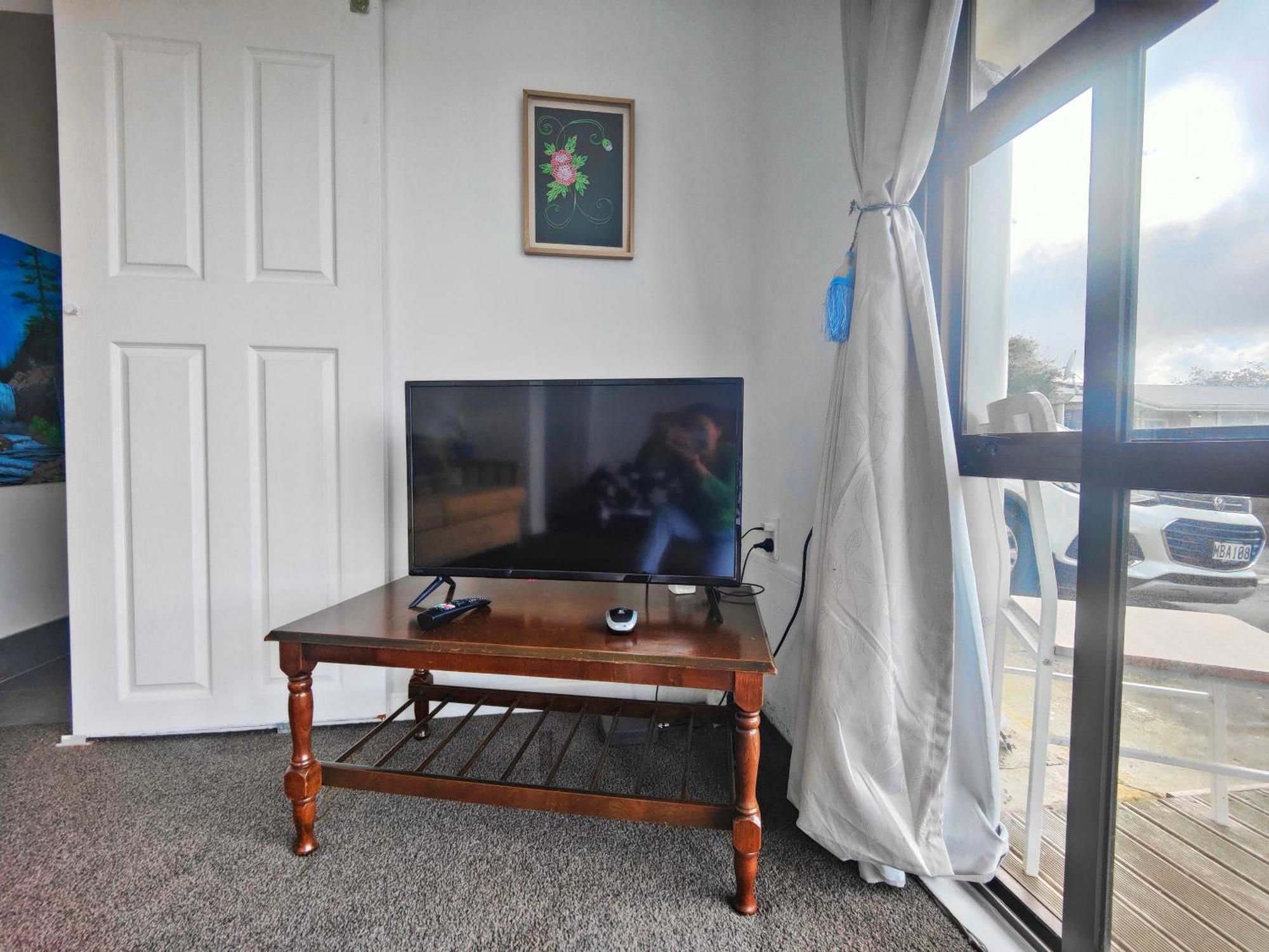 From 160 For Two Bedrooms Property In Wellington Exterior photo